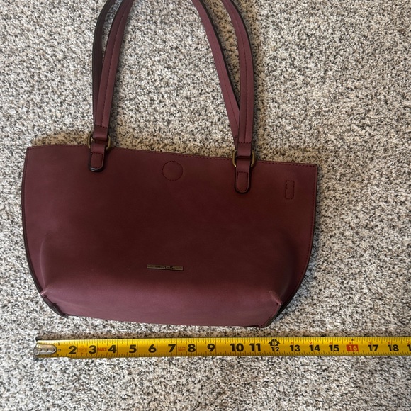 Simply Noelle NWOT Tote in Deep Burgundy - Women's Shoulder Tote - Picture 7 of 8